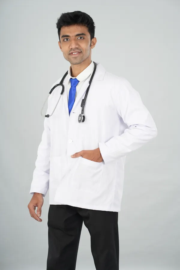 Academy_Men's_Apron_White_Full_Sleeves