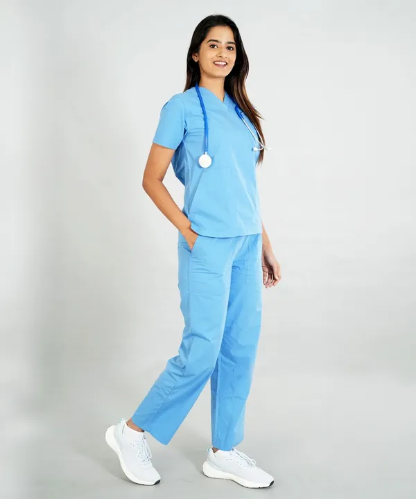 Women's_Scrub_Top_And_Bottom_Half_Sleeves
