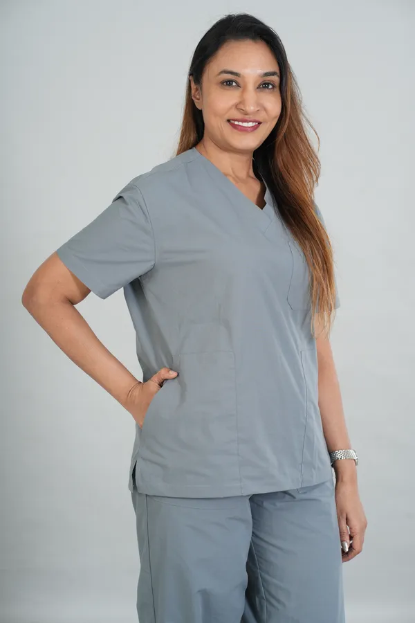 Women's_Scrub_Top_And_Bottom_Half_Sleeves