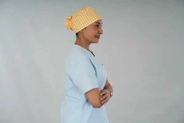 Unisex_Surgeons_Cap_Yellow_Checks