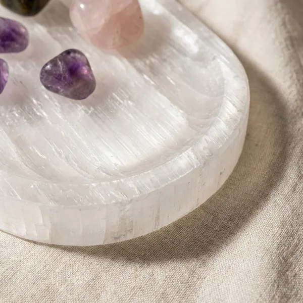 Natural_Selenite_Oval_Plate