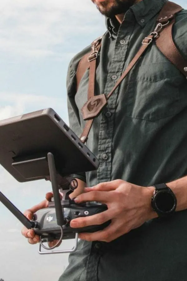 Antique_Brown_Full_Grain_Genuine_Leather_With_Brass_Hardware_Camera_Harness_For_Unisex