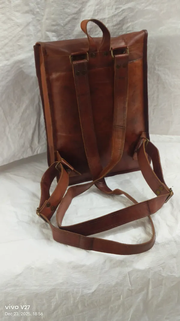 Antique_Brown_Genuine_Goat_Leather_Full_Grain_Leather_Backpack_For_Unisex