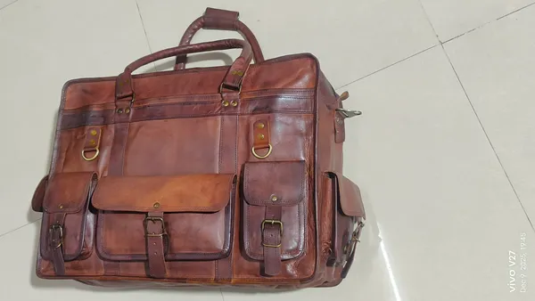 Dark_Brown_Premium_Quality_Full_Grain_Leather_And_Internal_Pure_Cotton_Canvas_No_Cheap_Fabric_Used_Duffel_Bag_For_Unisex