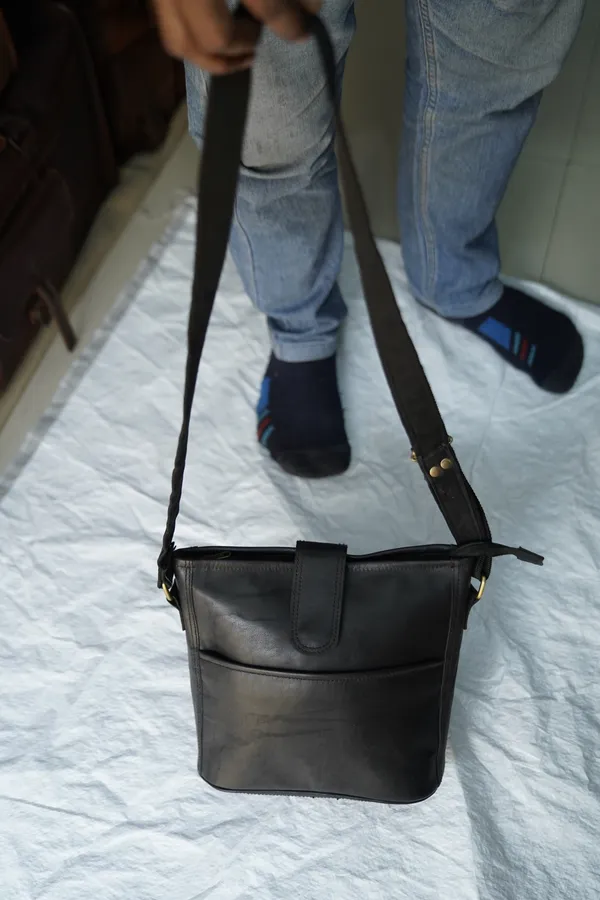 Black_Full_Grain_Buff_Leather_With_Brass_Hardware_Messenger_Bag_For_Unisex