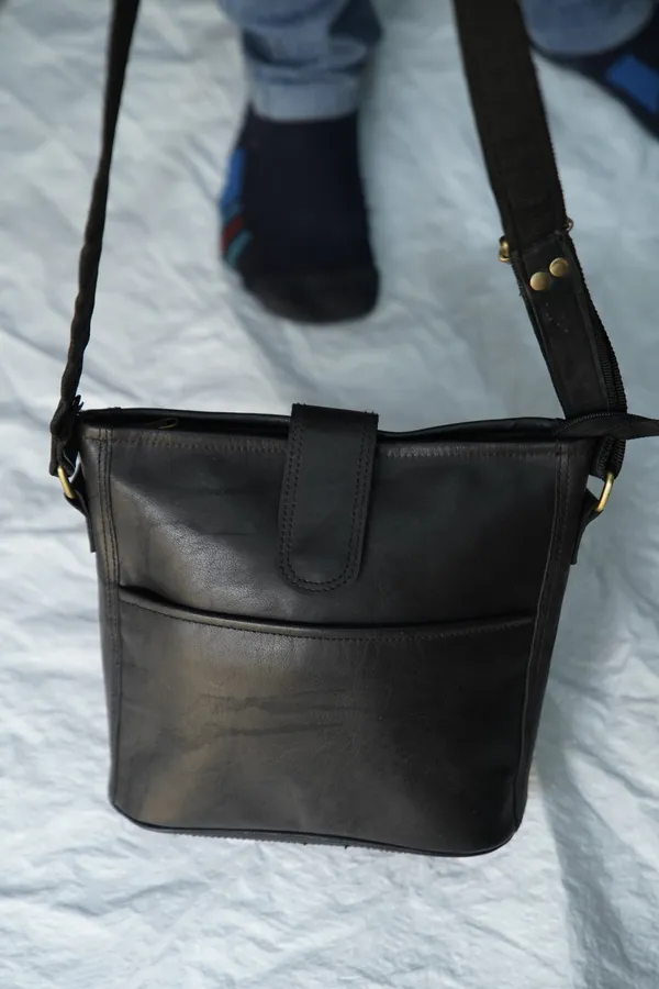 Black_Full_Grain_Buff_Leather_With_Brass_Hardware_Messenger_Bag_For_Unisex