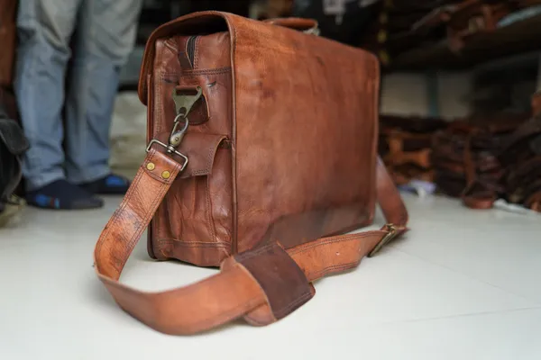 Dark_Brown_Premium_Quality_Full_Grain_Leather_And_Internal_Pure_Cotton_Canvas_Messenger_Bag_For_Unisex