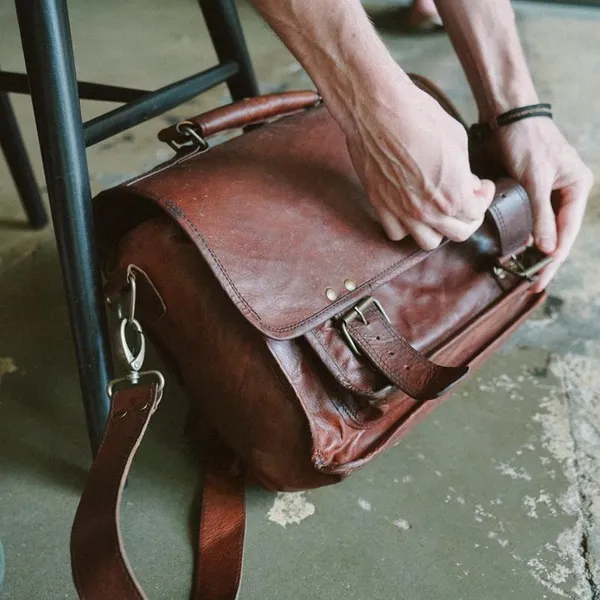 Brown_Premium_Quality_Full_Grain_Leather_And_Internal_Pure_Cotton_Canvas_Messenger_Bag_For_Unisex