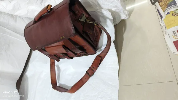 Dark_Brown_Premium_Quality_Full_Grain_Leather_And_Internal_Pure_Cotton_Canvas_Messenger_Bag_For_Unisex
