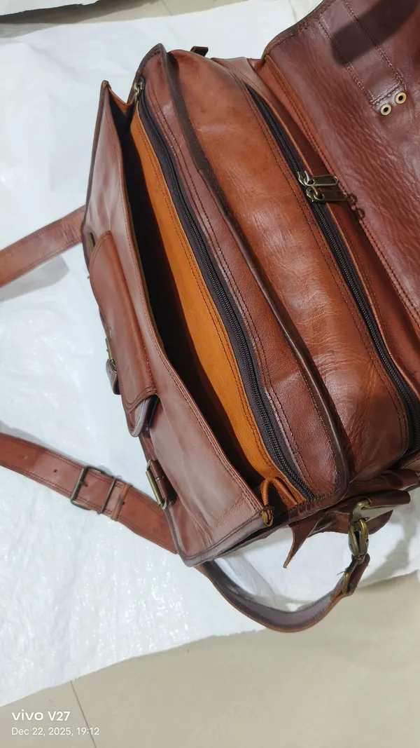 Dark_Brown_Premium_Quality_Full_Grain_Leather_And_Internal_Pure_Cotton_Canvas_Messenger_Bag_For_Unisex