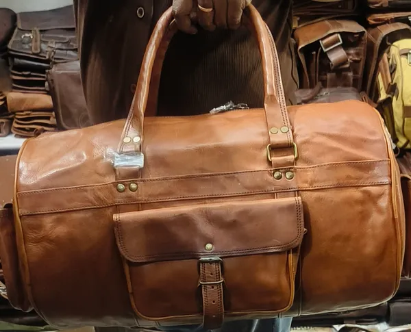 Camel_Premium_Quality_Full_Grain_Leather_And_Internal_Pure_Cotton_Canvas_Duffel_Bag_For_Unisex