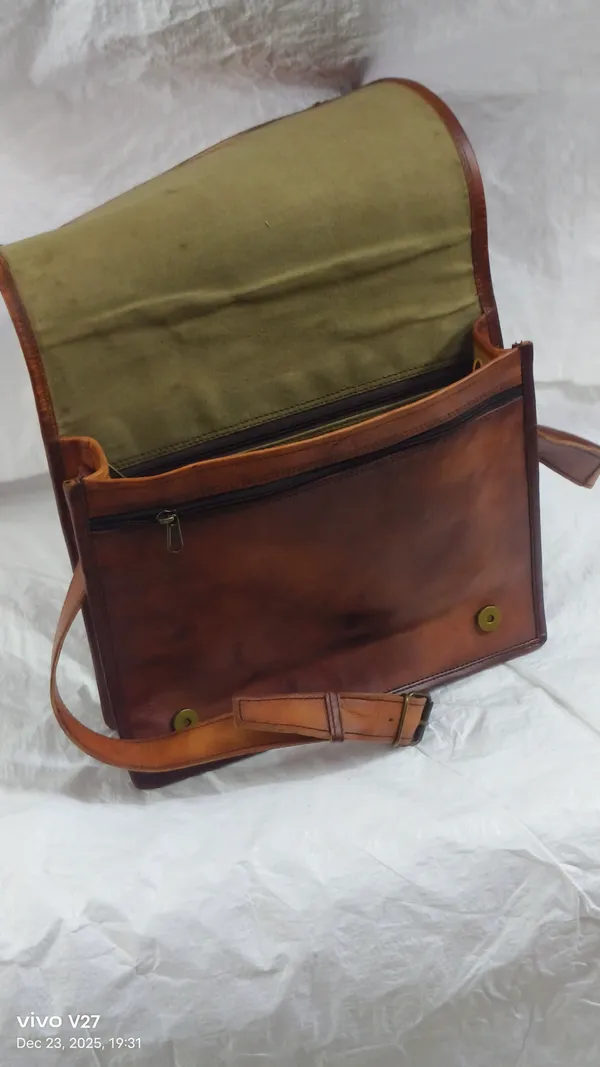 Dark_Brown_Premium_Quality_Full_Grain_Leather_And_Internal_Pure_Cotton_Canvas_Messenger_Bag_For_Unisex