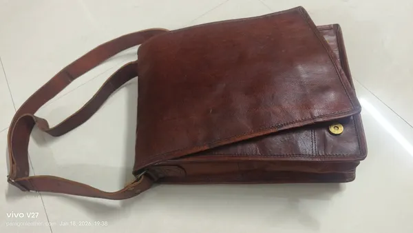 Dark_Brown_Premium_Quality_Full_Grain_Leather_And_Internal_Pure_Cotton_Canvas_Messenger_Bag_For_Unisex