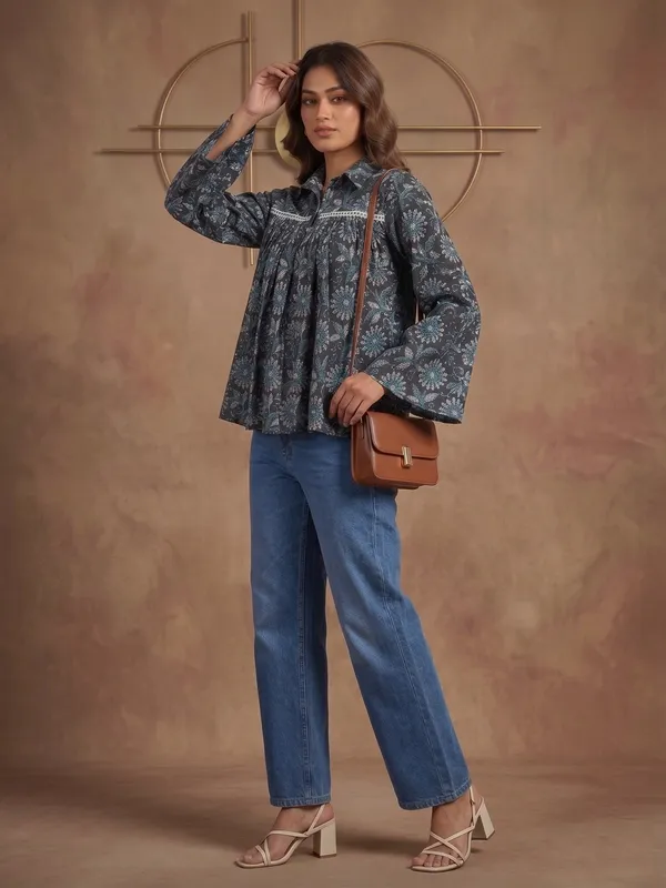 Flared_Sleeve_Tunic_shirt