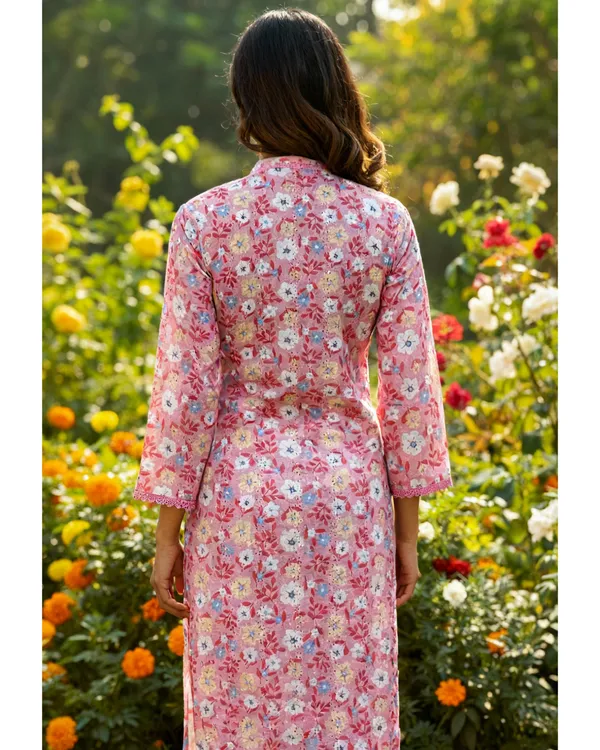 Blush_Pink_Floral_Printed_Cotton_V-Neck_Kurta