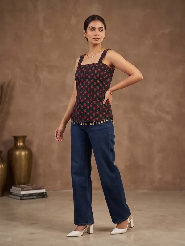 The_Lace-Back_Short_Kurti