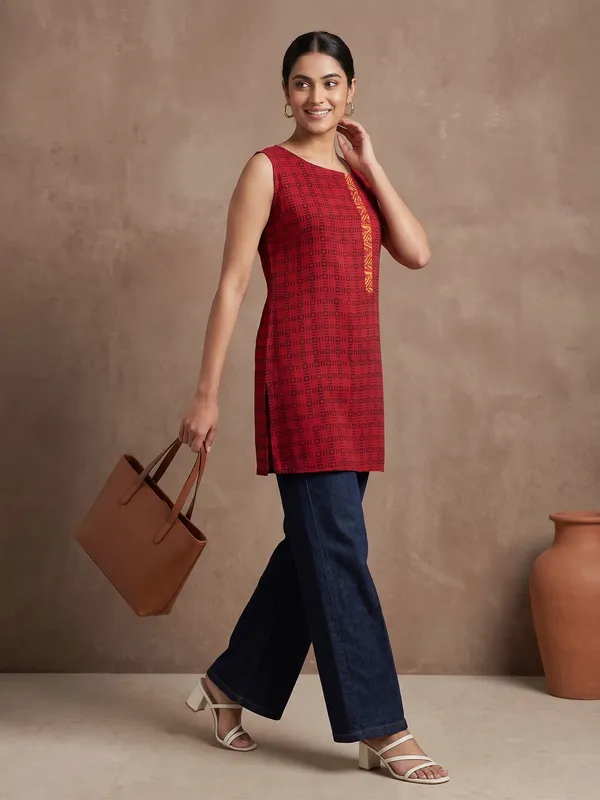 The_Urban_Ikkat_Kurti