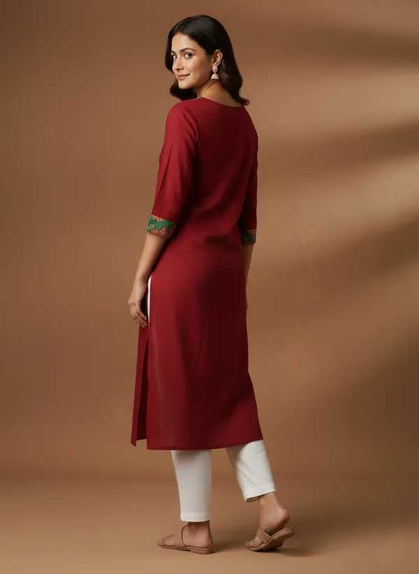 Marroon_Straight_Kurta_With_Yoke