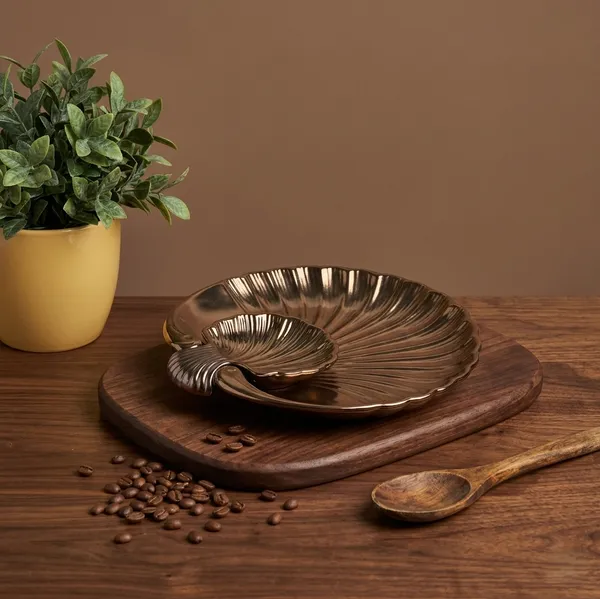 Antique_Gold_Sea_Shell_Ceramic_Platter_With_Dip_Bowl_Pack_Of_1