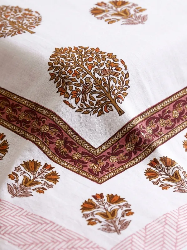 White_&_Other_Premium_Pure_Cotton_King_Size_Double_Bed_Bedsheet