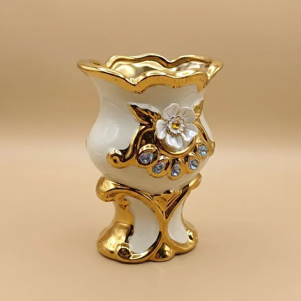 Golden_Ceramic_Ceramic_Vase