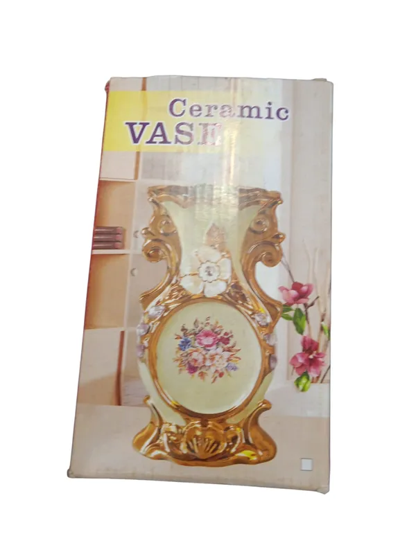 Golden_Ceramic_Ceramic_Vase