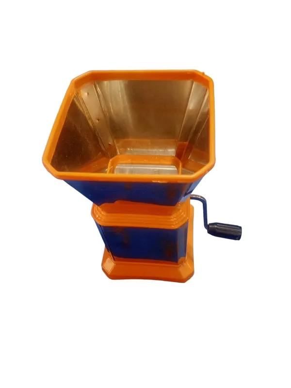 Red_Stainless_Steel_Plastic_Dry_Fruit_Cutter