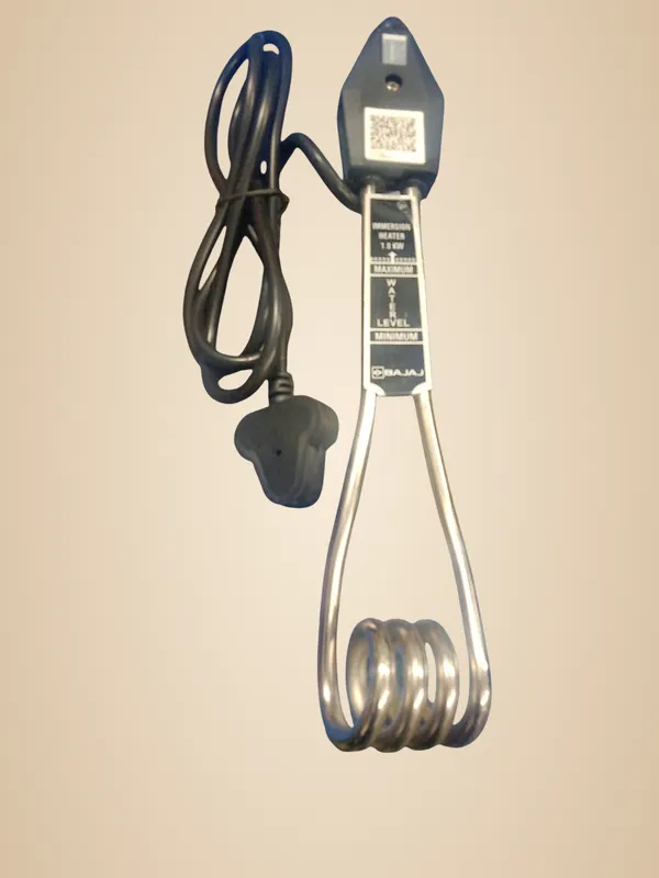 Black_Abs_Plastic,_Copper_Water_Heater_Bajaj