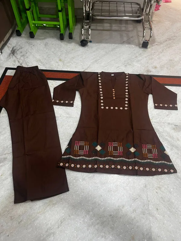 Aadhyapi_Women's_Brown_Embroidered_Kurta_Palazzo_Set