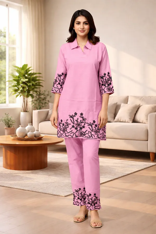 Aadyapi_Women�s_Pink_Embroidered_Kurta_Pant_Set