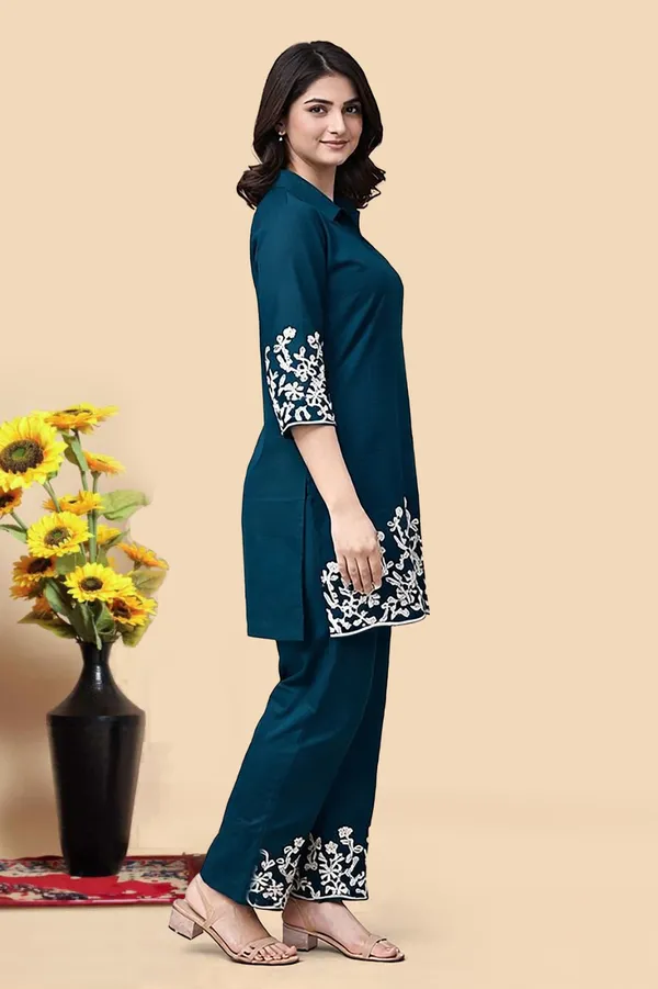 Elegant_Peacock_Blue_Floral_Work_Kurta_Set
