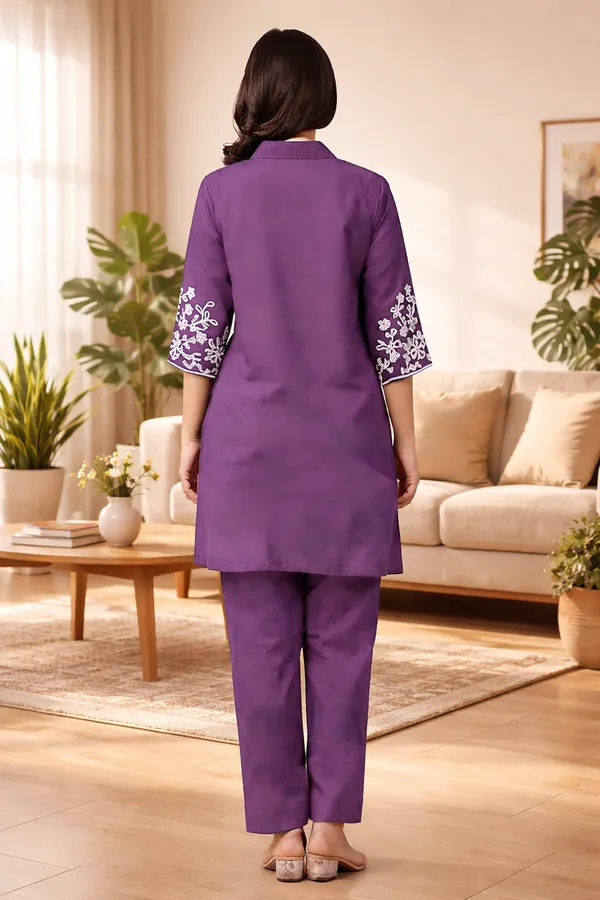 Elegant_Royal_Purple_Embroidered_Kurta_Set