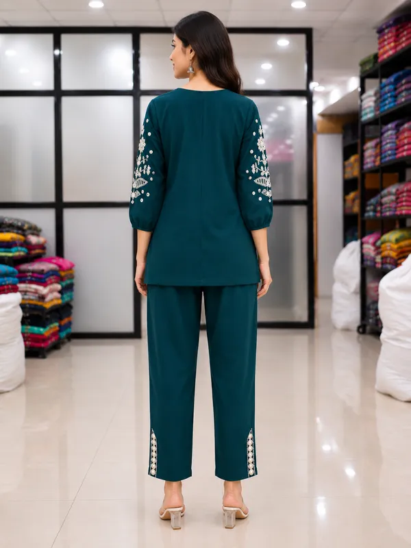Women_Peacock_Blue_Embroidered_Kurta_with_Straight_Pants_Co-Ord_Set