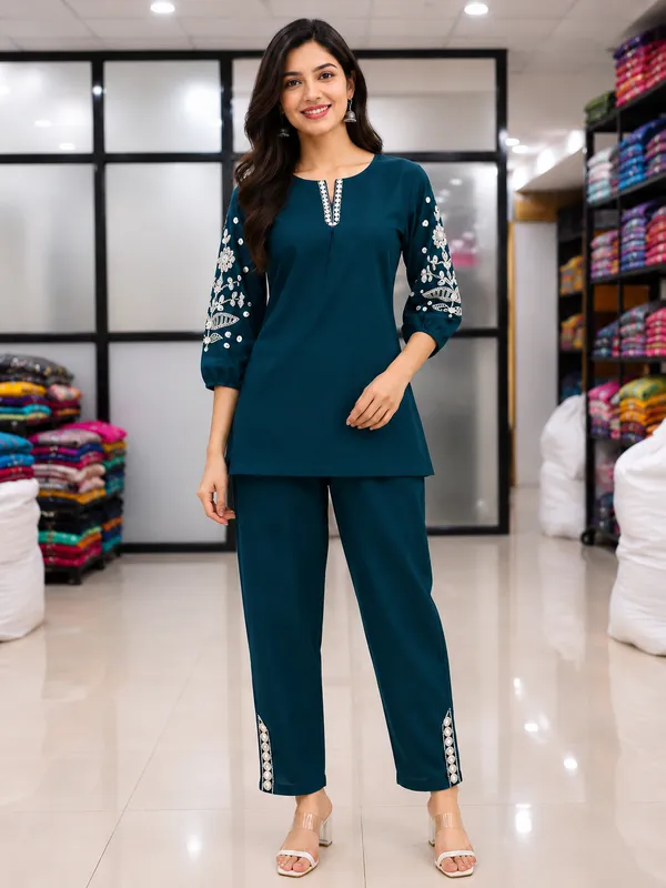 Women_Peacock_Blue_Embroidered_Kurta_with_Straight_Pants_Co-Ord_Set