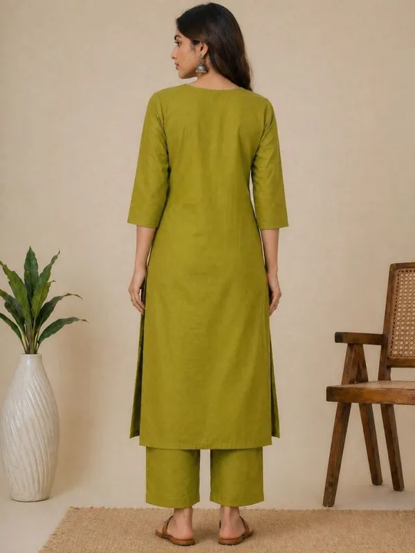 Elegant_Olive_Green_Cotton_Blend_Embroidered_Kurta_Pant_Set_for_Women