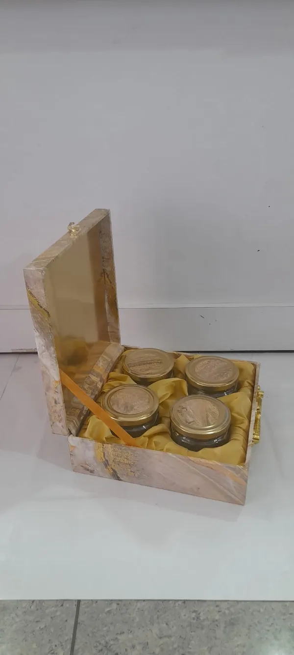 4_jar_MDF_box
