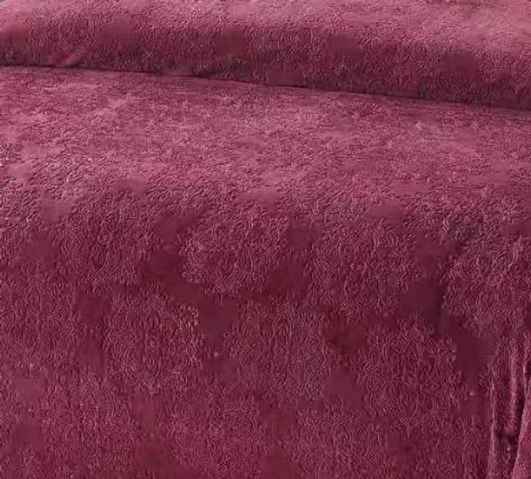 Burgundy_Wonderful_Velvet_Warm_Bedsheet