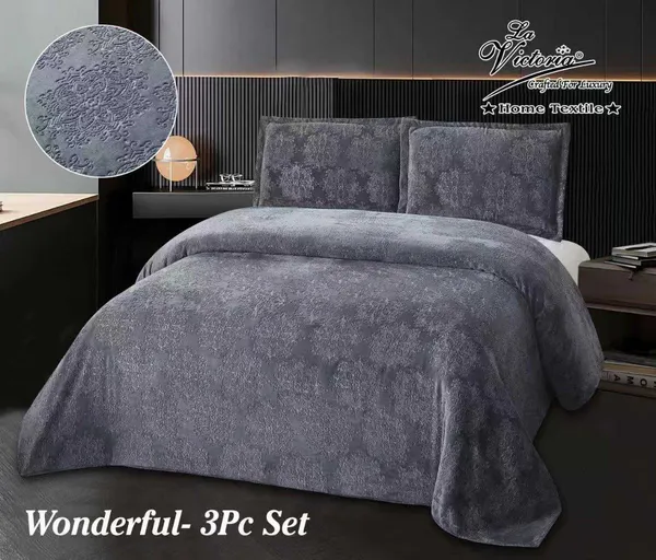 Wonderful_Charcoal_Grey_Warm_Velvet_Bedsheet