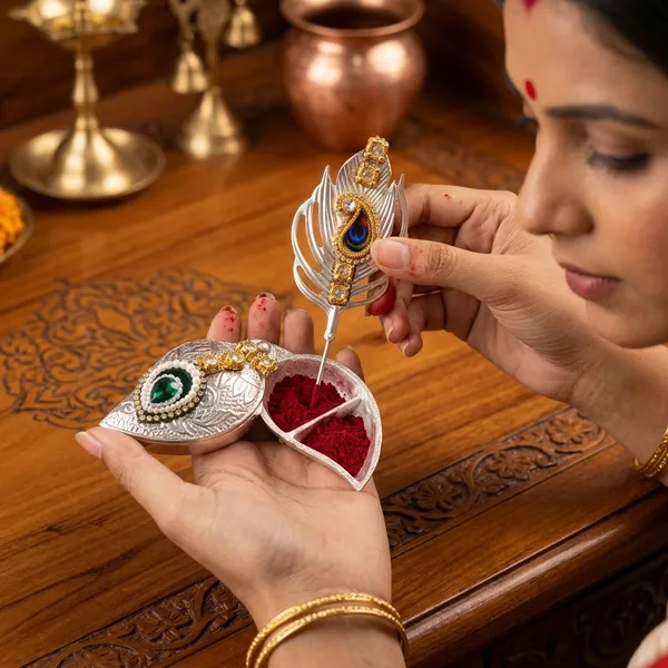 Ornate_Sindoor_Pot