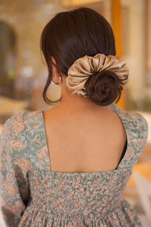Multicolor_Brass_Silk_Scrunchie_Set_For_Women