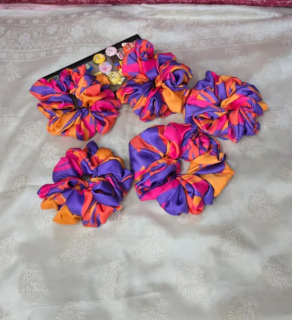 Multicolor_Brass_Silk_Scrunchie_Set_For_Women