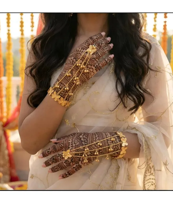 Gold_Brass_Handcuffs_For_Women