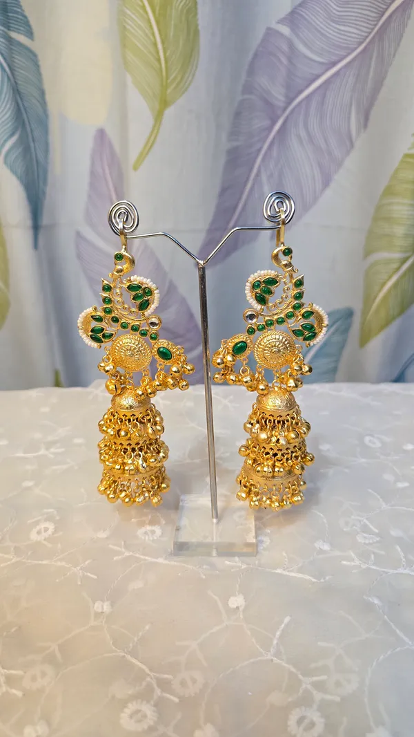 Gold_Brass_Moissanite_Kashmiri_Earrings_For_Women
