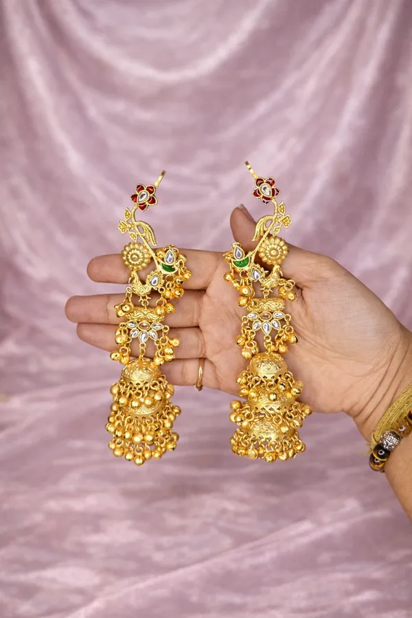 Gold_Brass_Meenakari_Earrings_For_Women