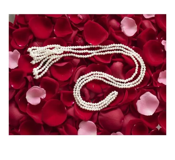White_Pearl,_Tassels_Patiala_Shahi_Pearl_Parranda_For_Women,_Girls