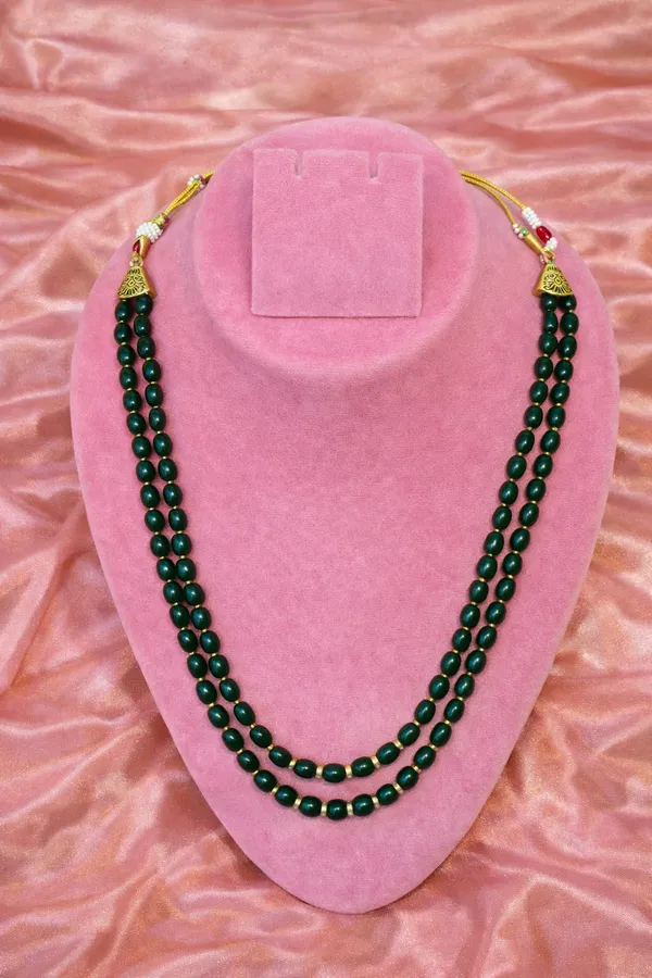 Dark_Green_Brass_Emerald_Pearl_Necklace_For_Women