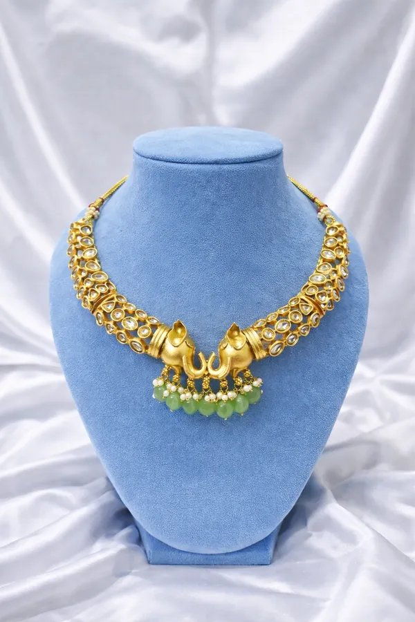 Gold_Brass_Kundan_Drop_Bridal_Necklace_Set_For_Women