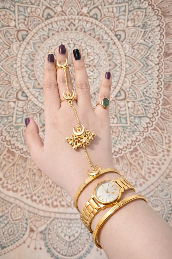 Gold_Brass_Handcuff_&_Ring_Set_For_Women