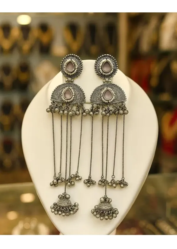 Silver_&_Maroon_Brass_Oxidized_Silver_Jhumki_For_Women