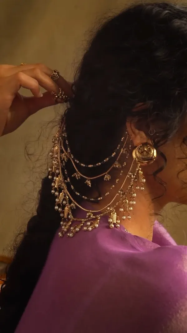 Gold_Brass_Maatals_Kan_Chain_For_Women